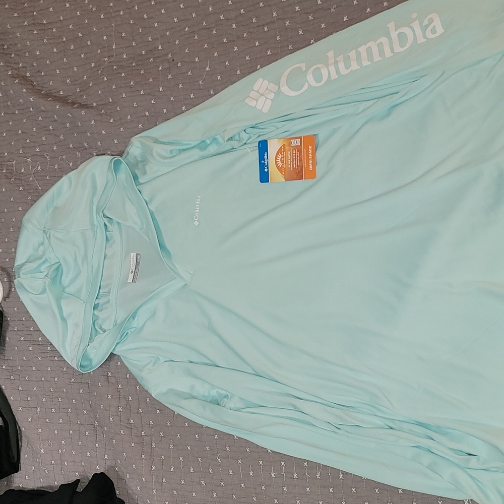 Columbia womens long-sleeved Omni-shade shirt
